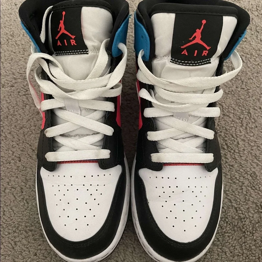 Jordan 1s - Picture 2 of 3